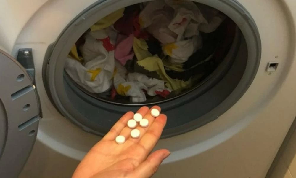 Τι θα συμβεί αν βάλετε μια ασπιρίνη στο πλυντήριο ρούχων σας